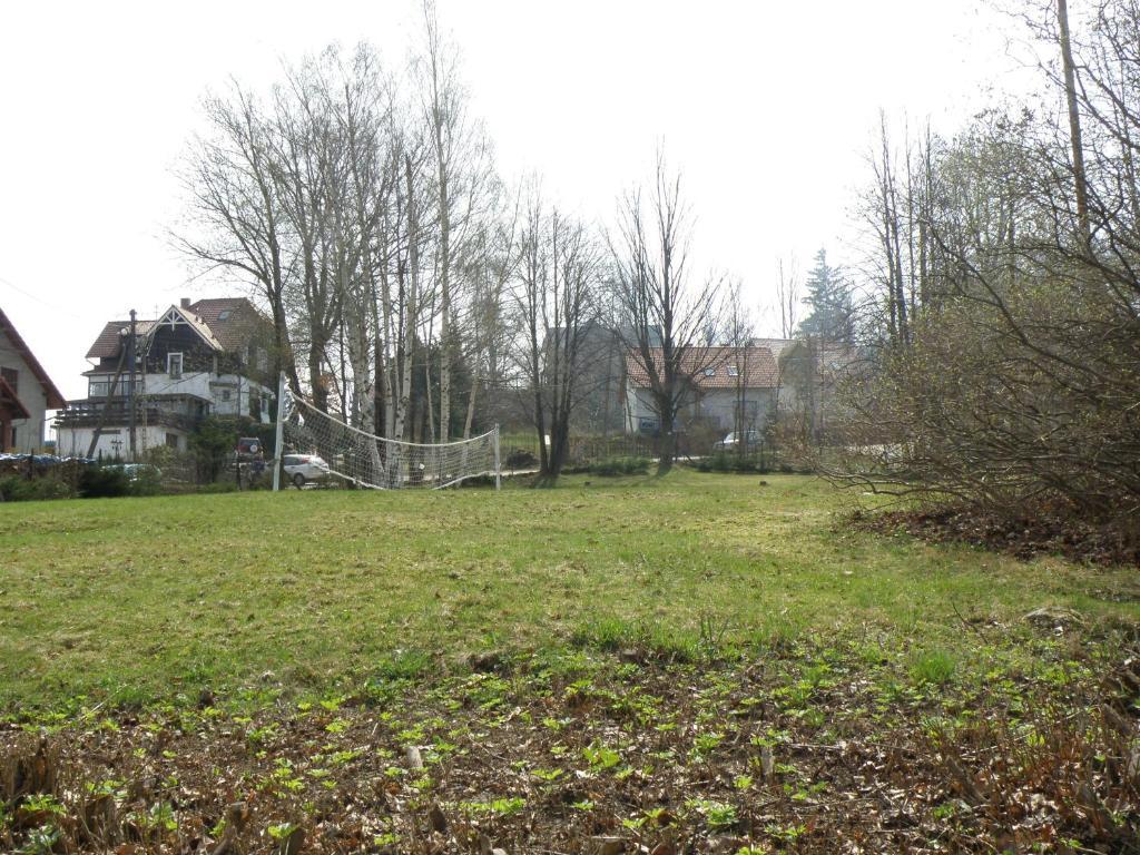 Хостел Szkolne Schronisko Mlodziezowe Zloty Widok Пеховице Экстерьер фото